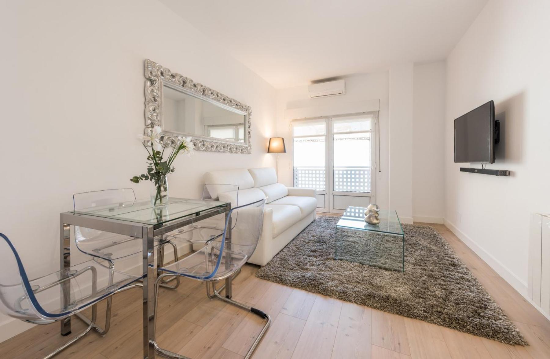 Chueca Suites Madrid Buitenkant foto