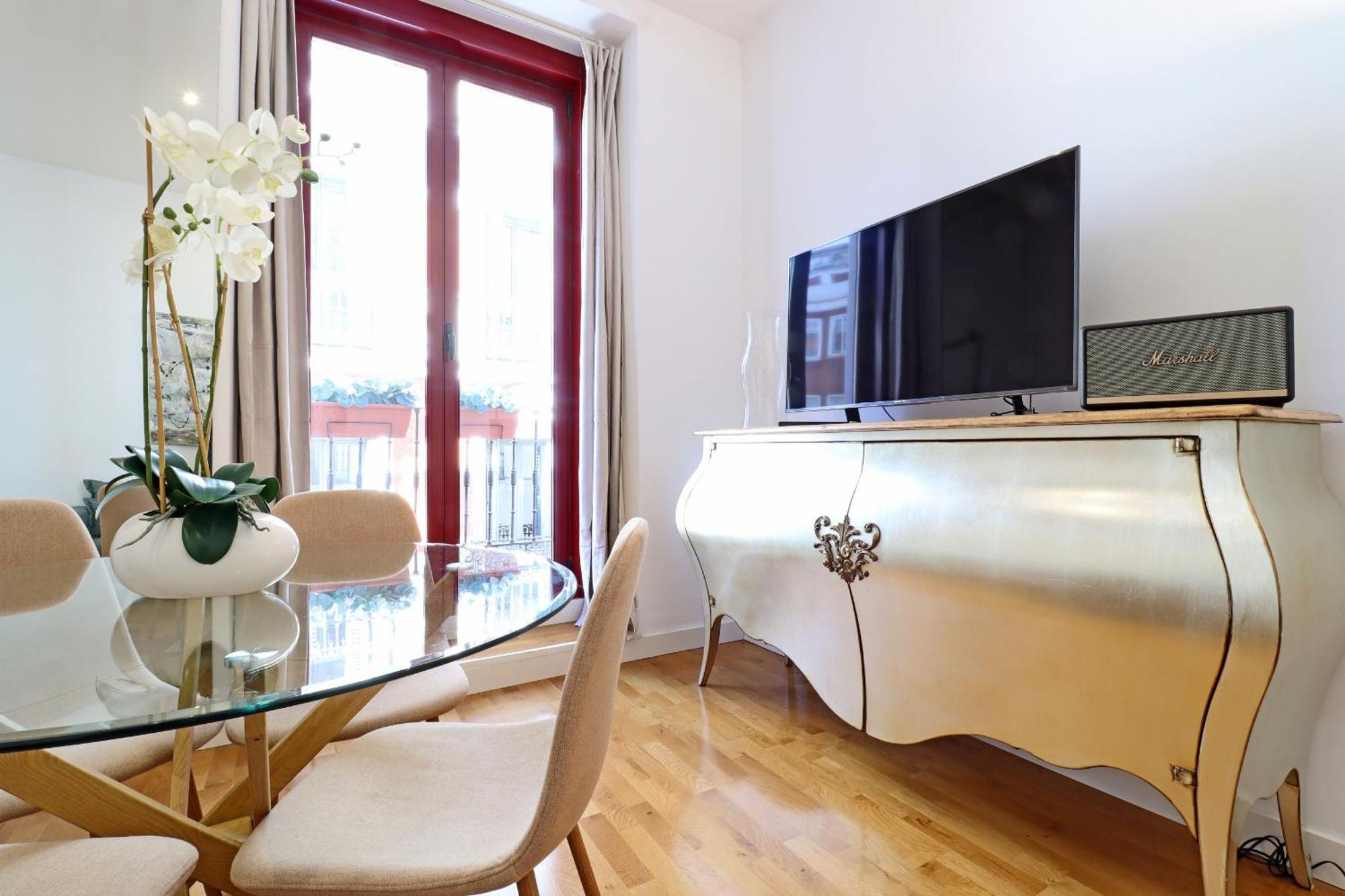 Chueca Suites Madrid Buitenkant foto